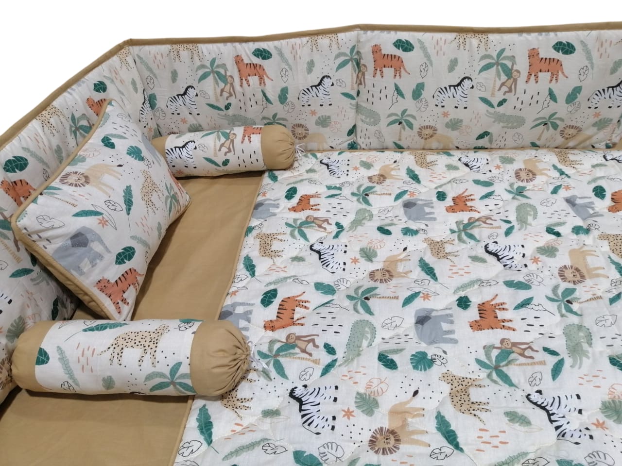 CS-127 :  Jungle Baby Cot Set 6 Pcs