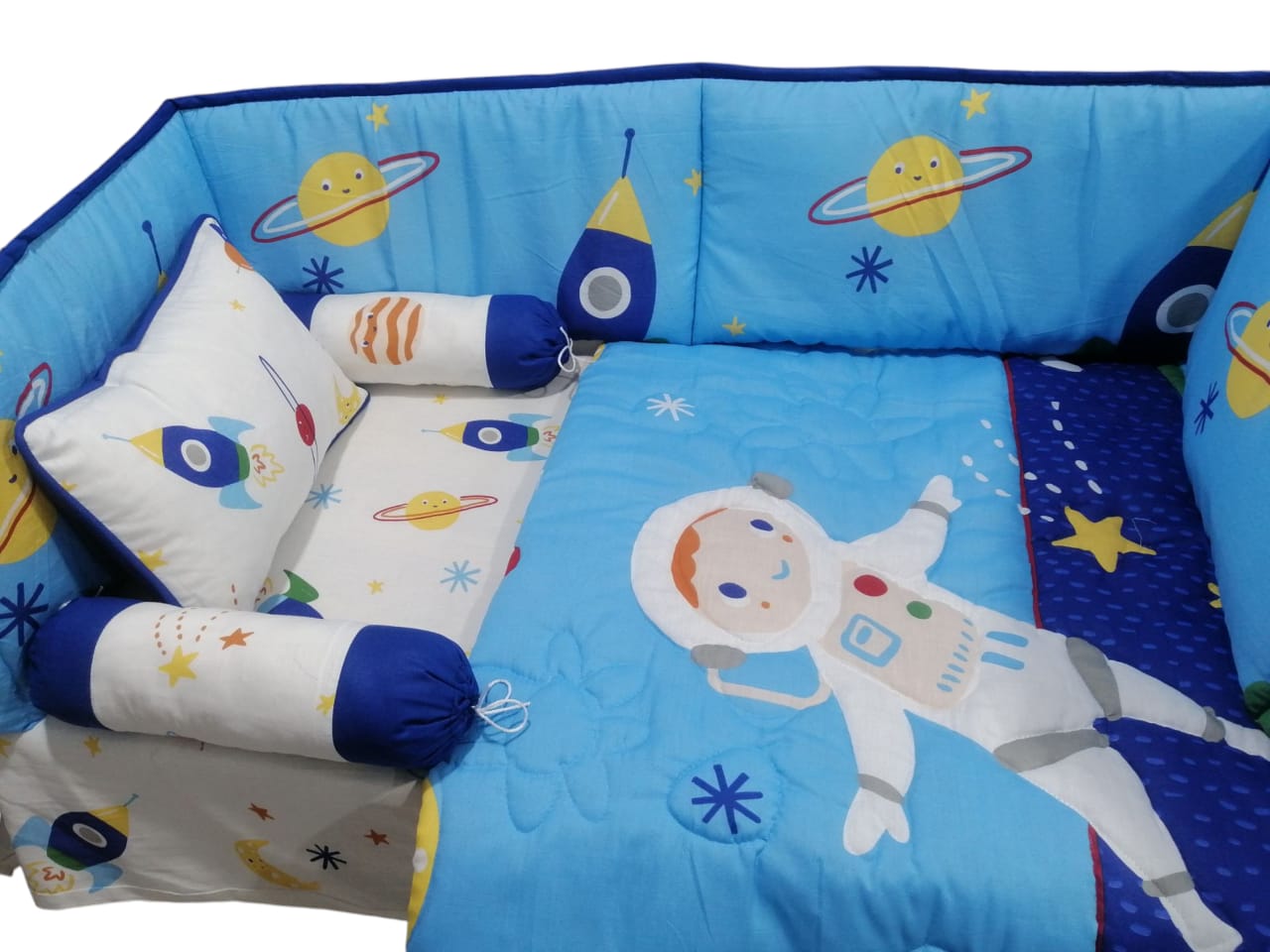 CS-130 : Astronauts Baby Cot Set 6 Pcs