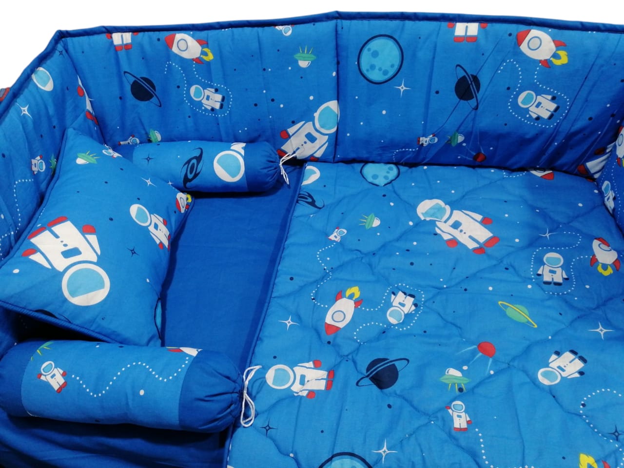 CS-131 : Astronauts Baby Cot Set 6 Pcs