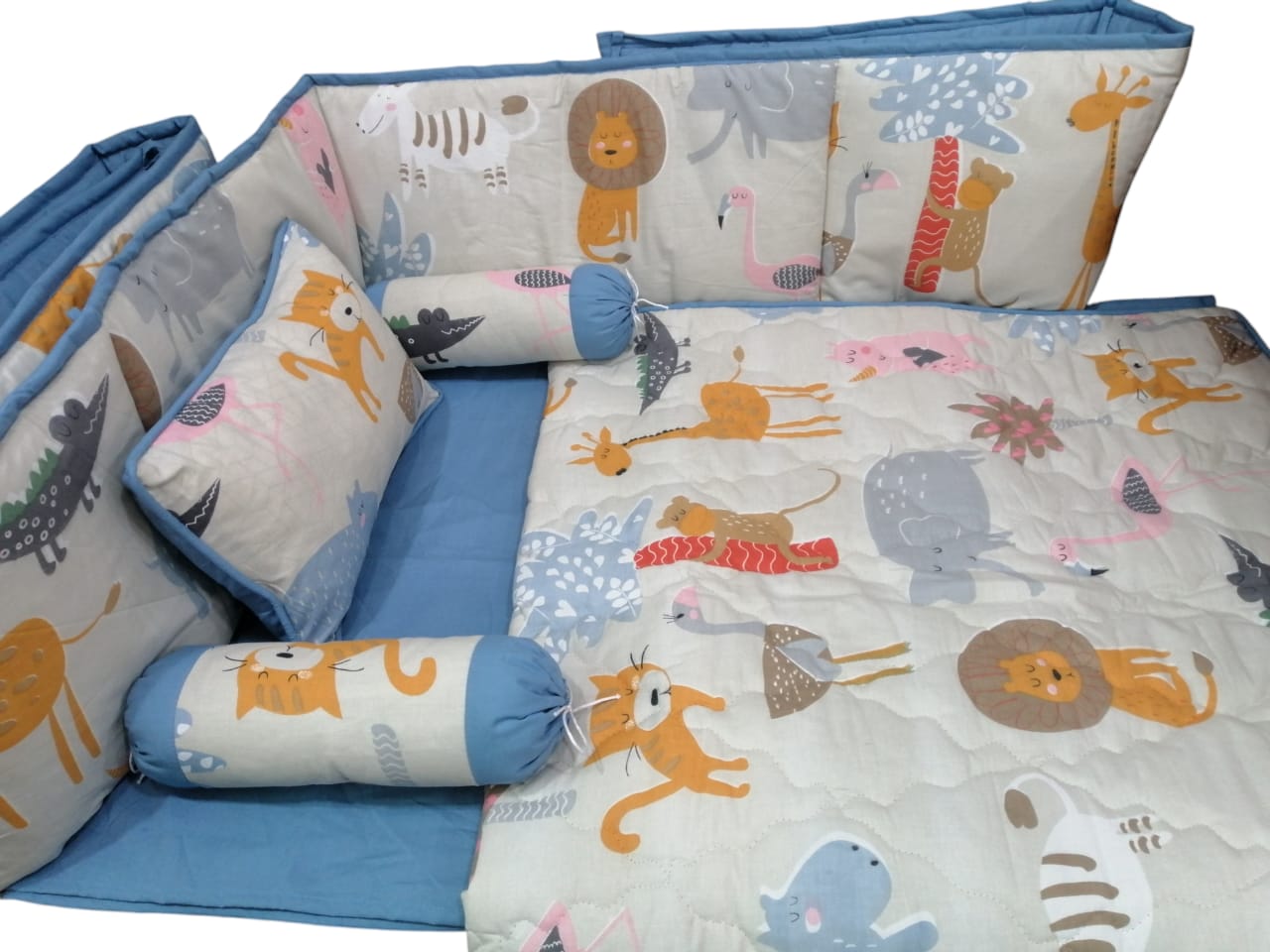 CS-133 : Animals Baby Cot Set 6 Pcs