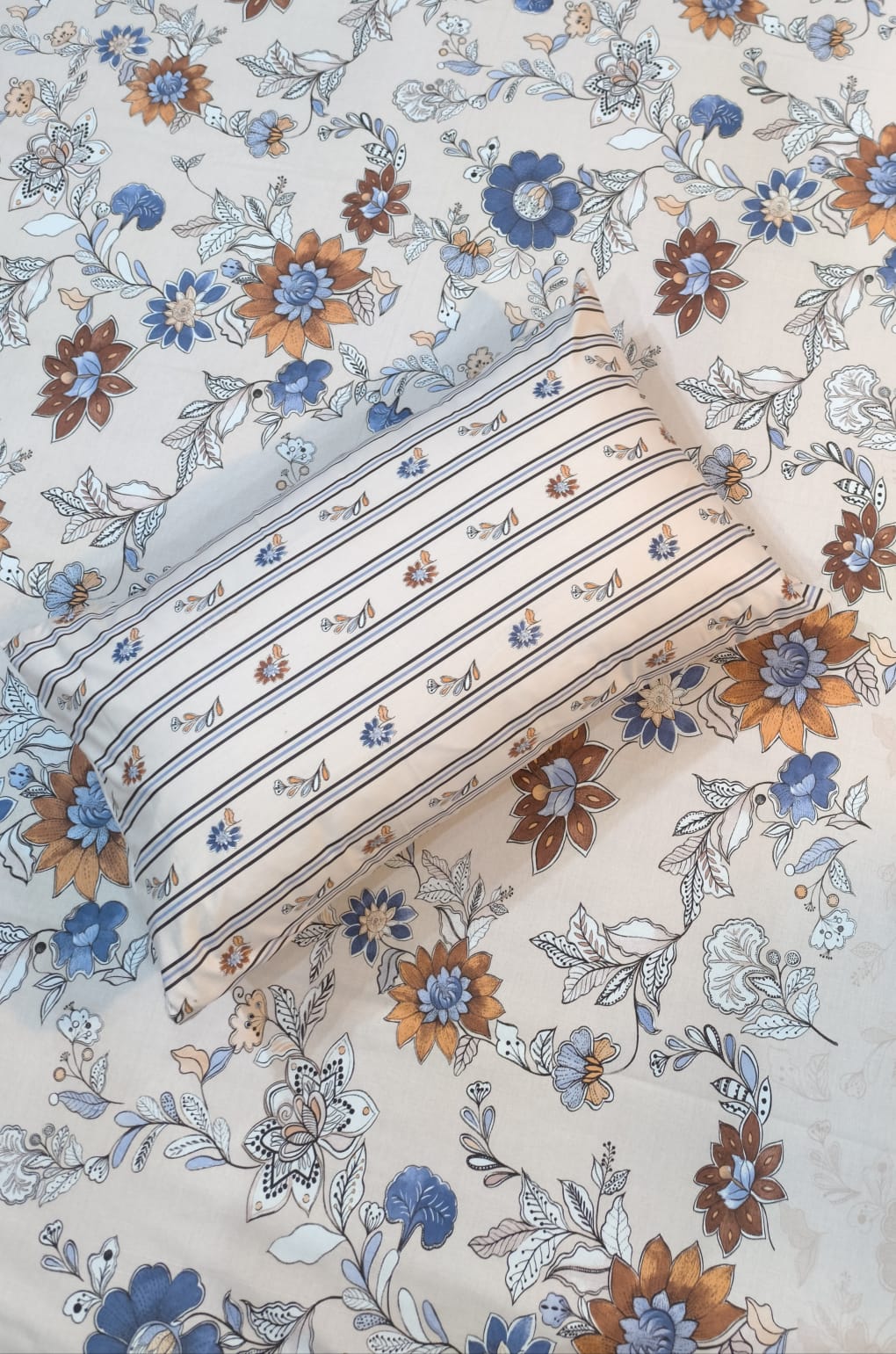 PC-4513: 4 Pillows Cotton Bedsheets