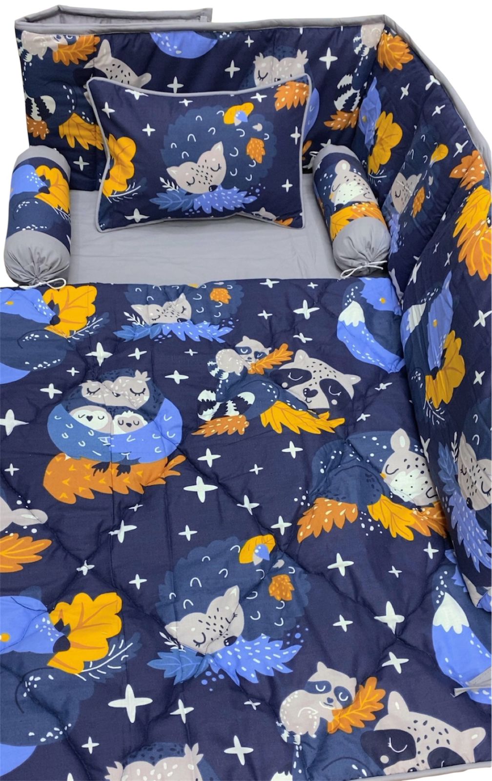 CS-141 : Prety blue Baby Cot Set 6 Pcs